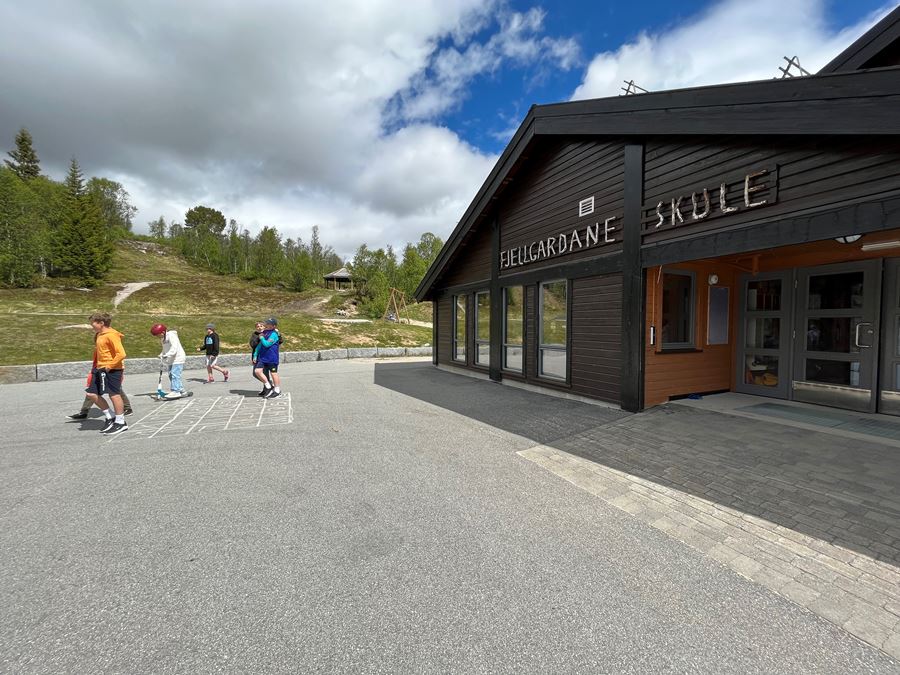 Fjellgardane skule